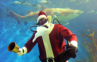 Illustration for article titled You Better Watch Out: Santa Claus Might Already Be In Your Town